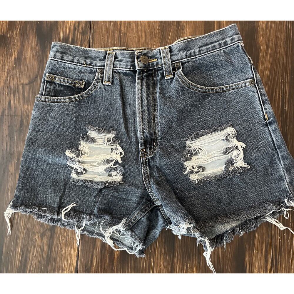 AXIST Cutoff Jhorts Women's Size 30 Medium Wash Distressed Denim, Ripped Shreds